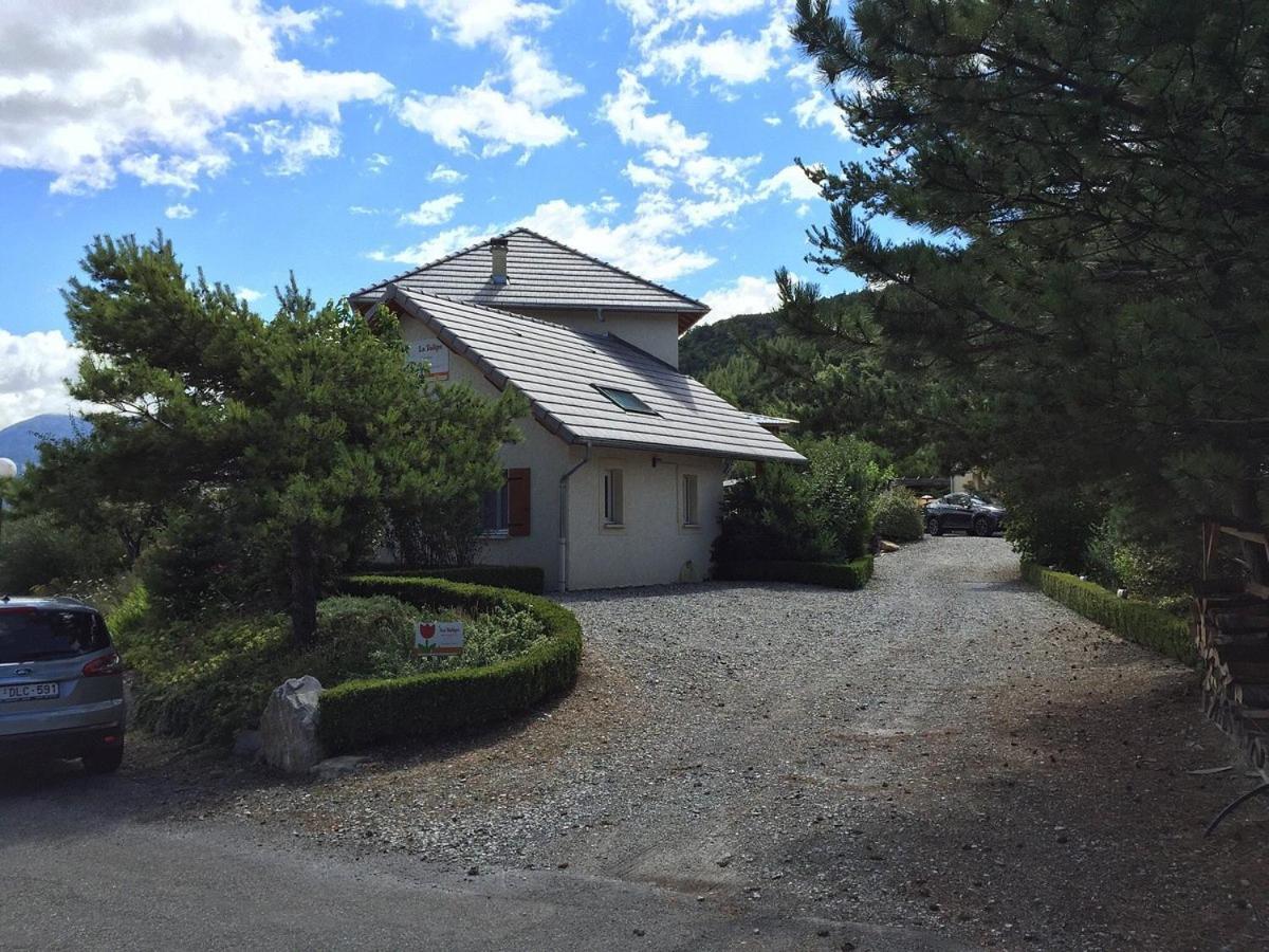 La Tulipe **** Bed & Breakfast Savines Bagian luar foto